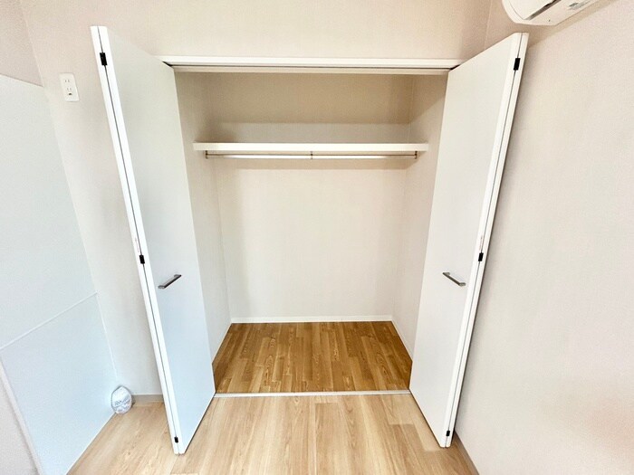 物件内観写真16　(収納)