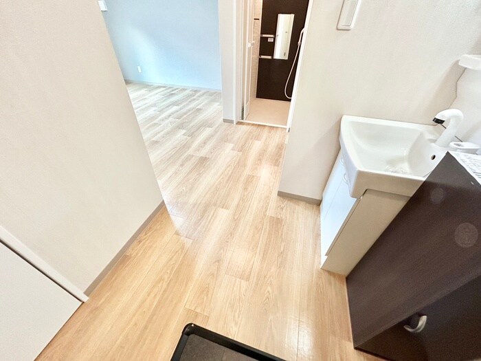 物件内観写真20　(廊下)