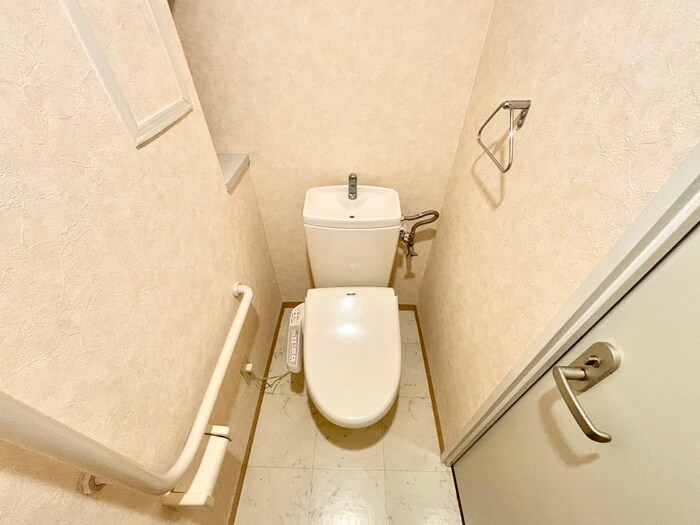 物件内観写真10　(トイレ)