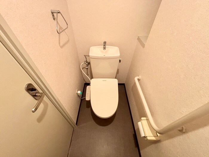 物件内観写真10　(トイレ)