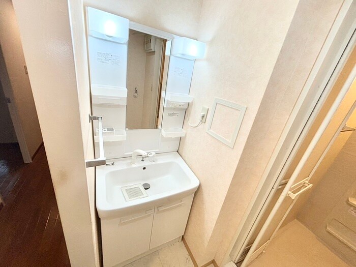 物件内観写真11　(洗面)