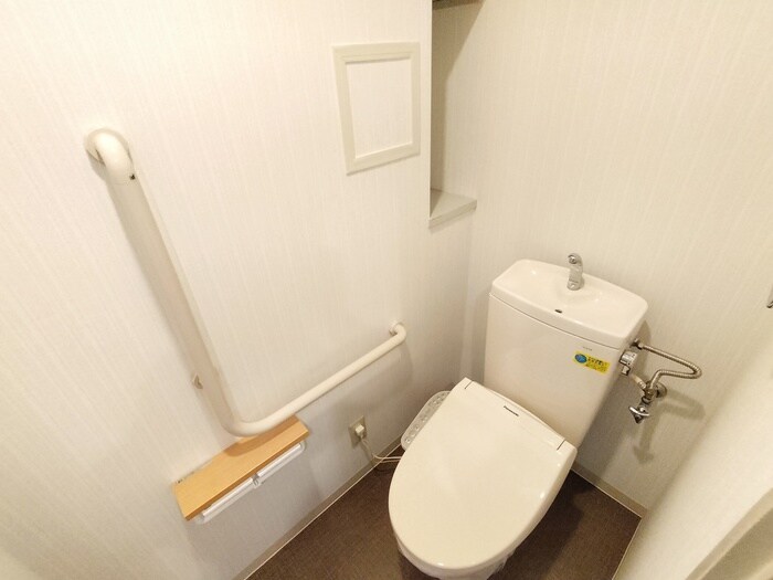 物件内観写真12　(トイレ)