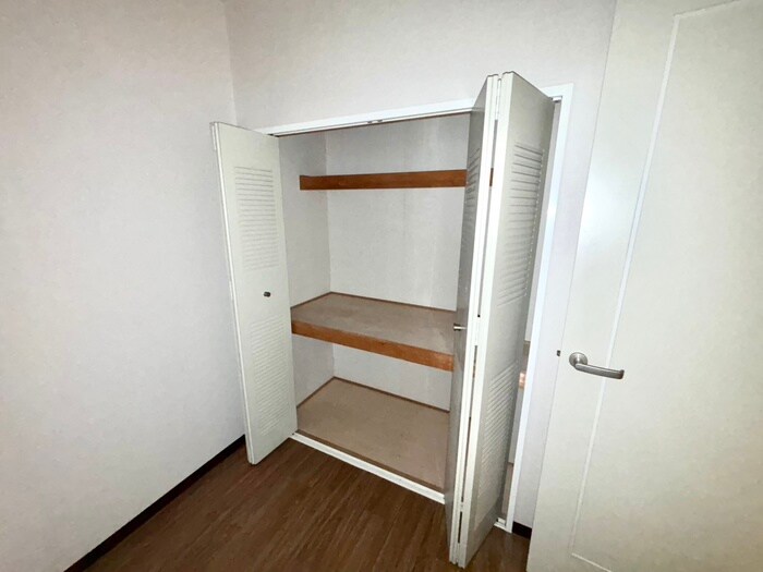 物件内観写真13　(収納)