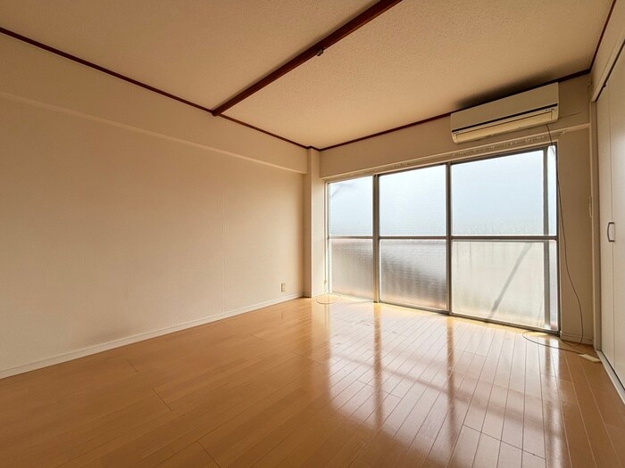 物件内観写真12　(居室)