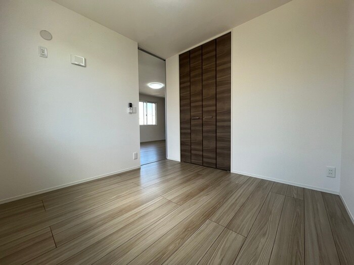 物件内観写真15　(居室)