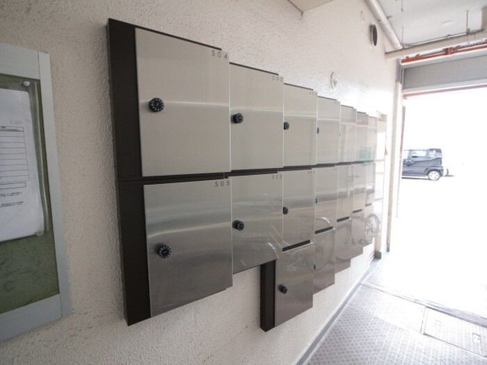 物件外観写真6　(建物設備)