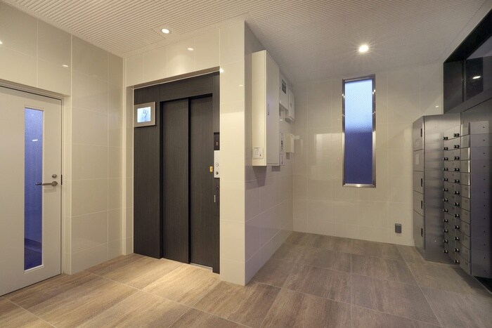 物件外観写真6　(建物設備)