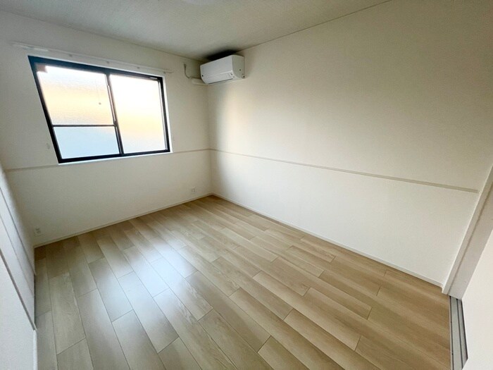 物件内観写真10　(居室)