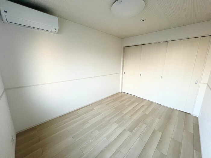 物件内観写真11　(居室)