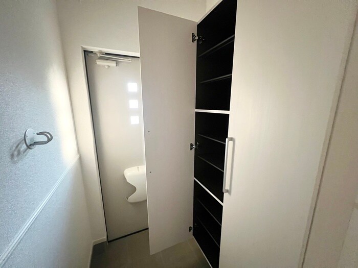 物件内観写真19　(靴箱)