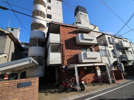 コ－ナンコ－トド－ル外観写真