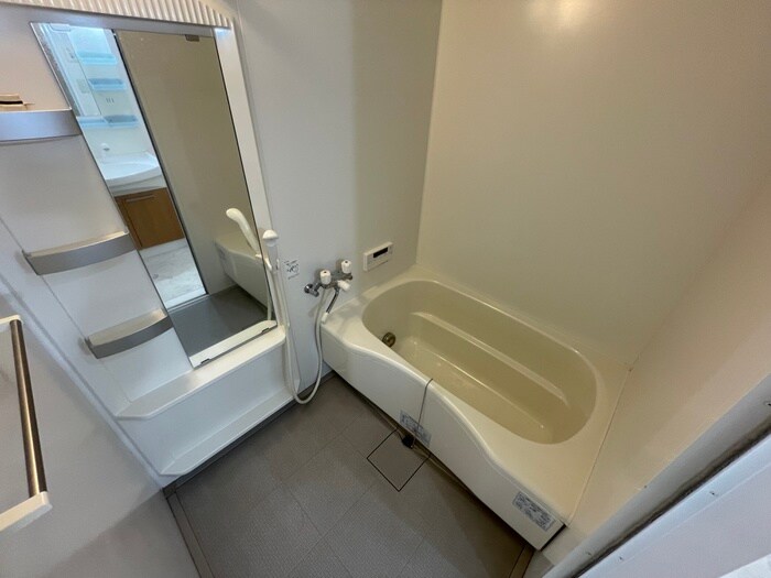 物件内観写真12　(バス／シャワールーム等)