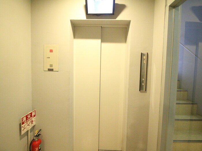 物件外観写真4　(建物設備)