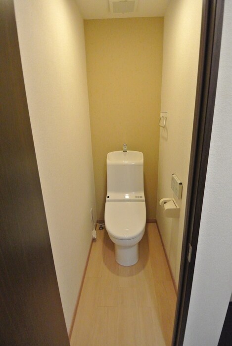 物件内観写真15　(トイレ)