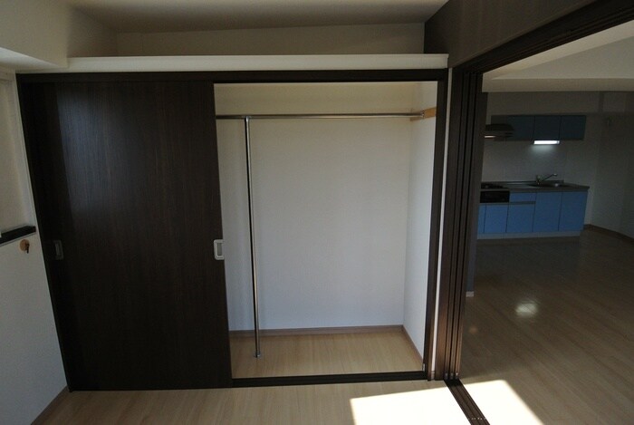 物件内観写真16　(収納)