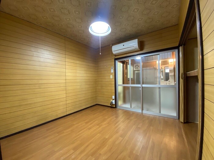 物件内観写真6　(居室)