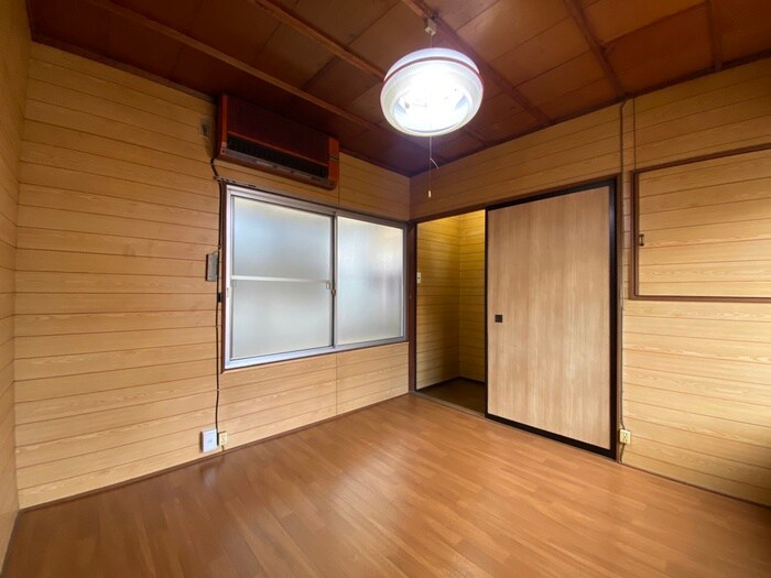 物件内観写真8　(居室)
