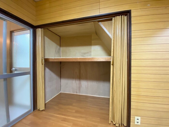 物件内観写真10　(収納)