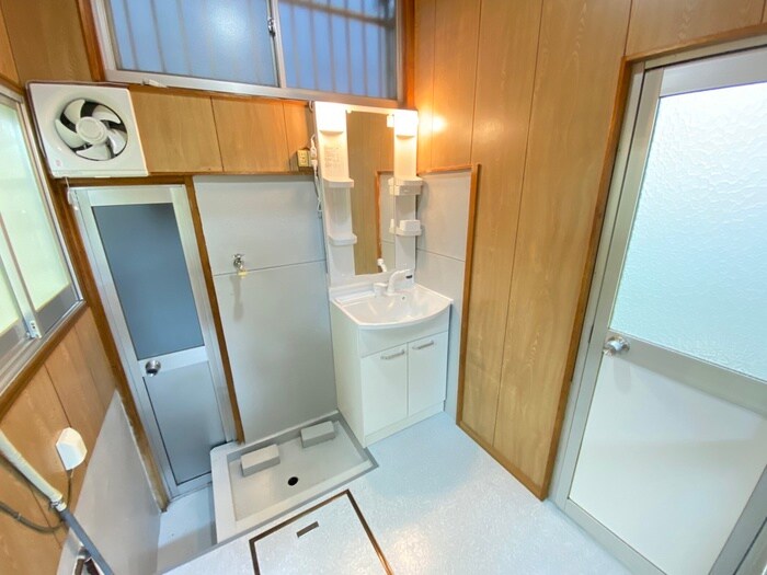 物件内観写真12　(洗面)