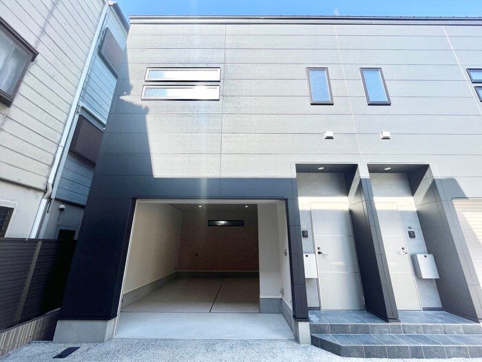 物件外観写真1　(外観写真)