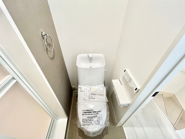 物件内観写真9　(トイレ)