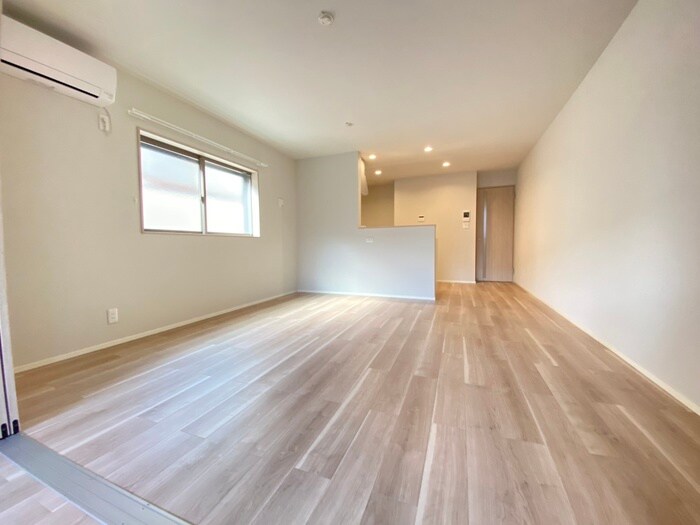 物件内観写真8　(内観写真)