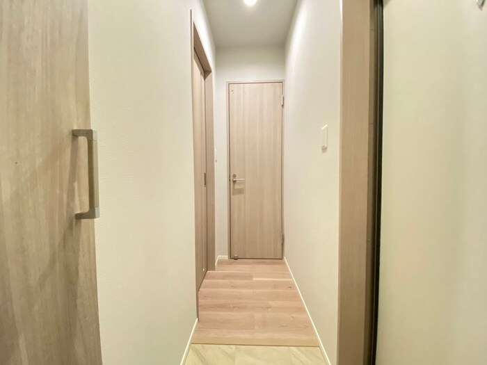物件内観写真9　(廊下)