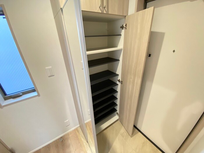 物件内観写真16　(靴箱)