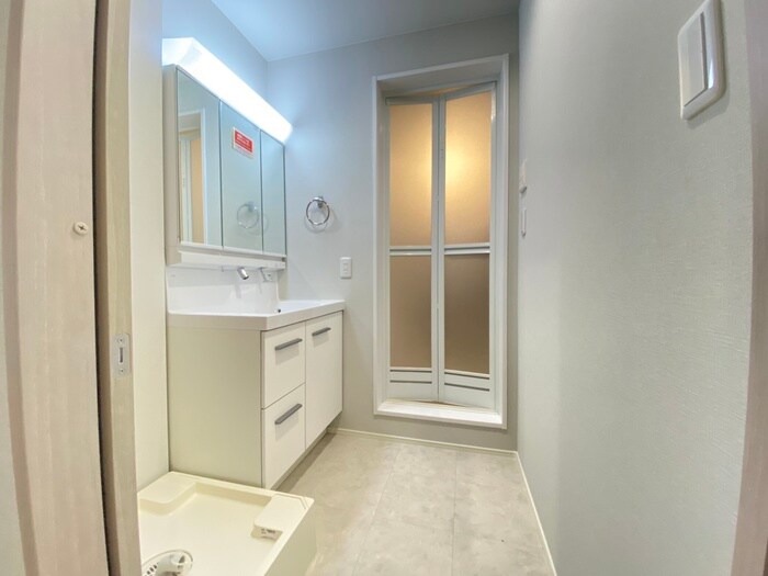 物件内観写真17　(洗濯機置場)