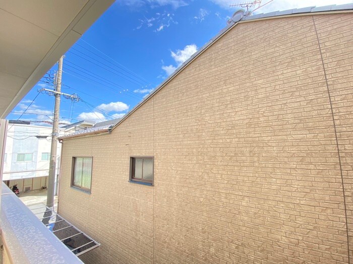 物件内観写真22　(室内からの展望)