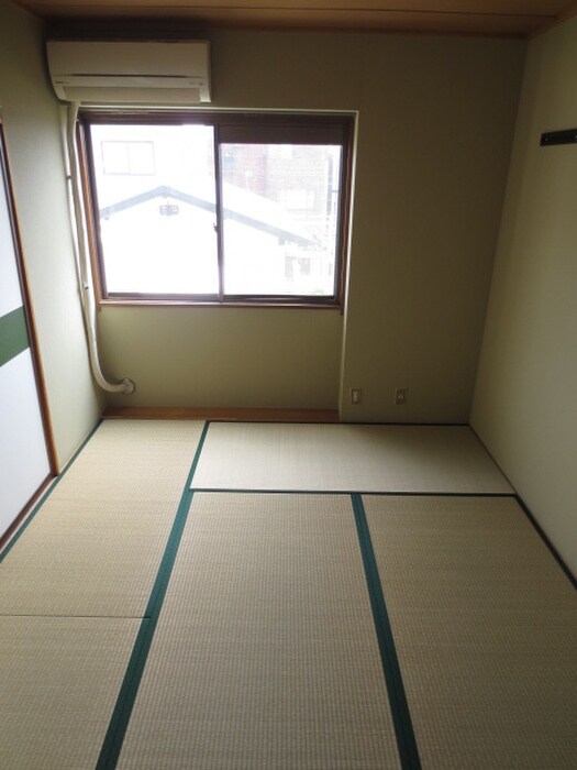 物件内観写真9　(居室)