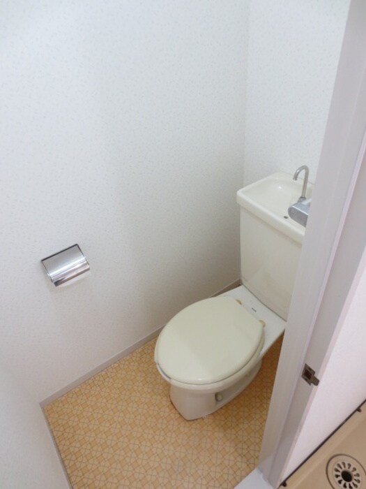 物件内観写真12　(トイレ)