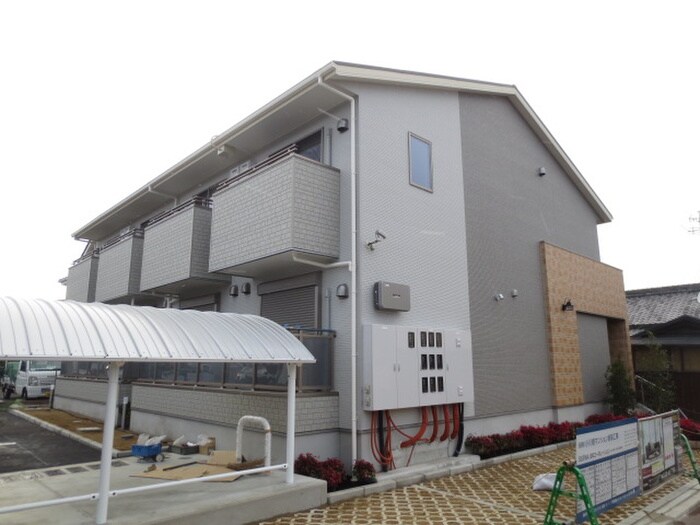 物件外観写真1　(外観写真)