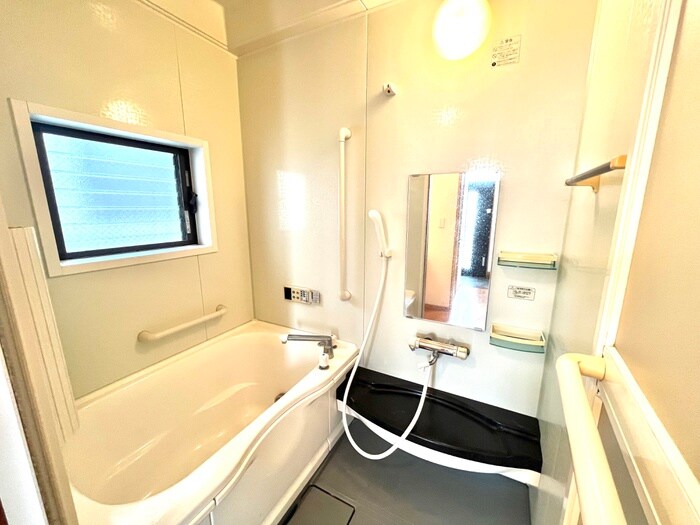 物件内観写真9　(バス／シャワールーム等)