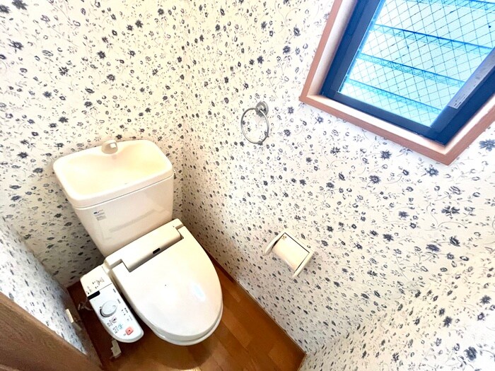 物件内観写真11　(トイレ)