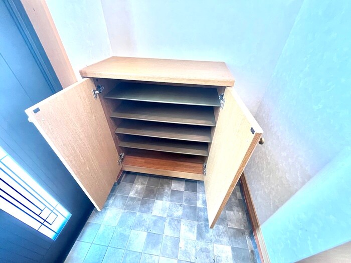 物件内観写真18　(靴箱)