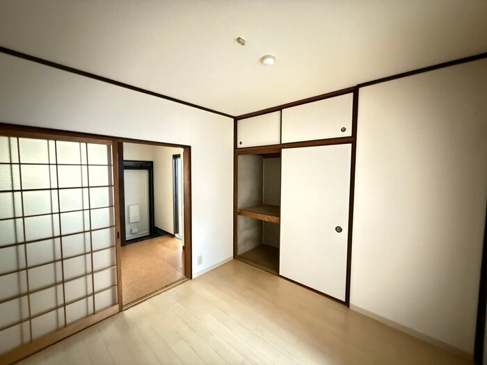 物件内観写真13　(居室)