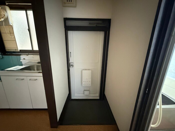 物件内観写真22　(玄関)