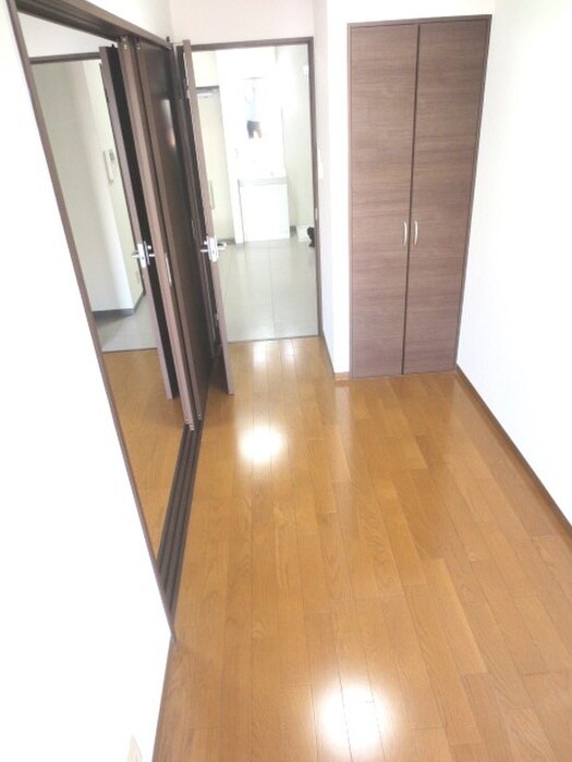 物件内観写真14　(居室)