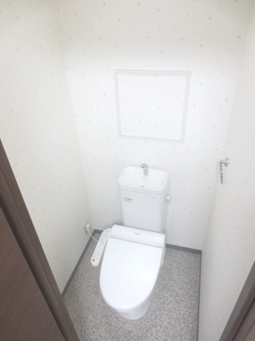 物件内観写真16　(トイレ)