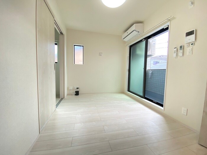 物件内観写真7　(居室)