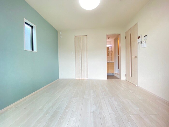 物件内観写真8　(内観写真)