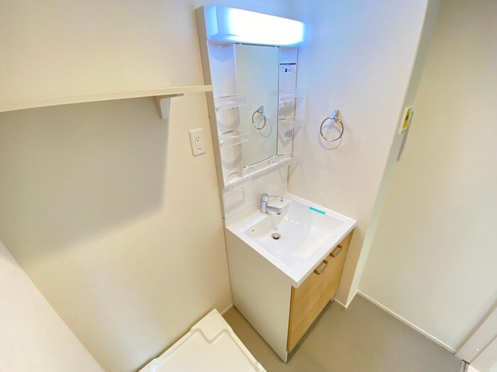 物件内観写真12　(洗面)