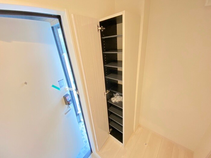 物件内観写真16　(靴箱)