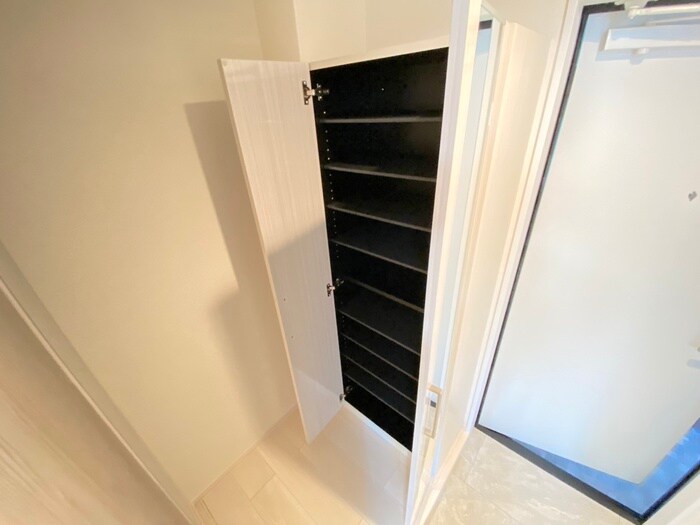 物件内観写真17　(靴箱)