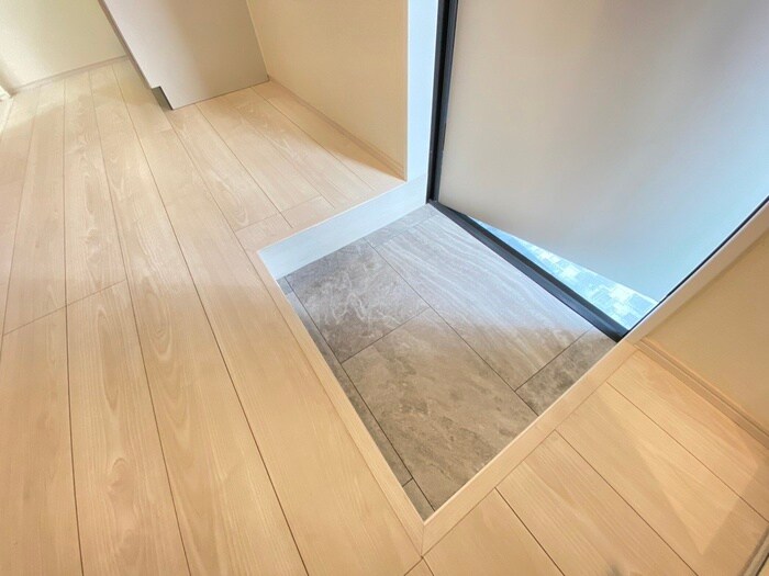 物件内観写真19　(玄関)