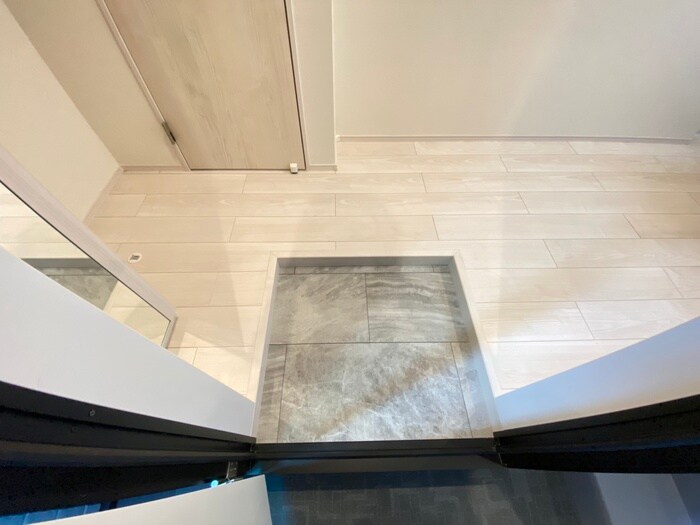 物件内観写真20　(玄関)