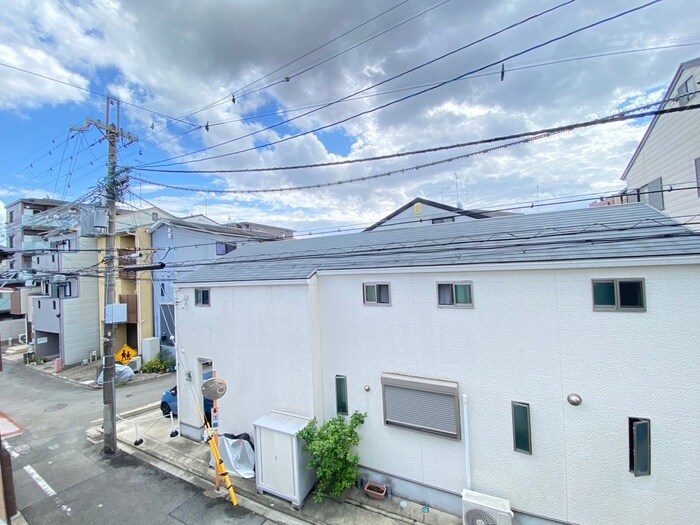 物件内観写真22　(室内からの展望)