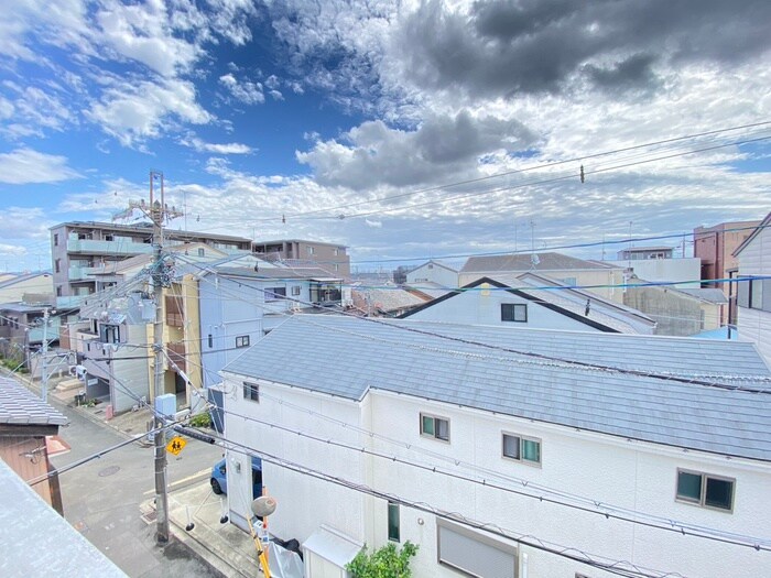 物件内観写真22　(室内からの展望)