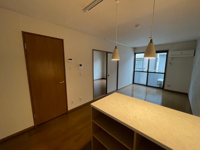 物件内観写真8　(居室)